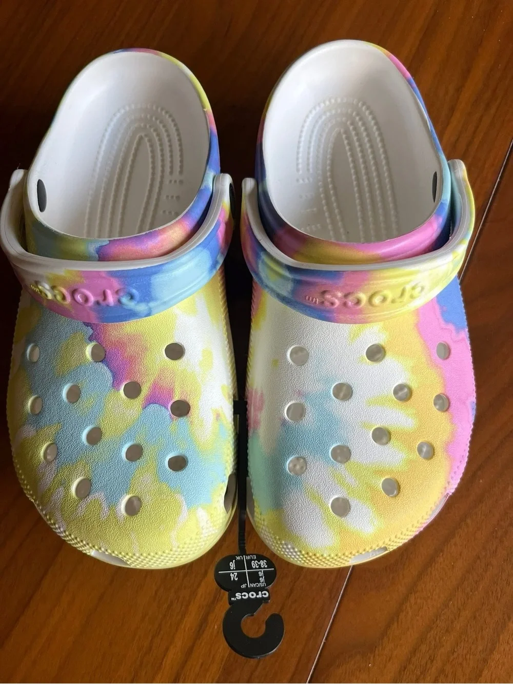 New with tag tie dye Crocs